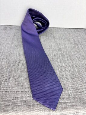 Kenneth Cole Deep Purple Textured Tie